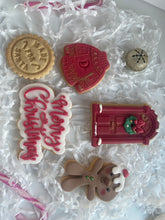 Load image into Gallery viewer, Christmas Biscuit Box
