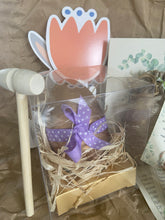 Load image into Gallery viewer, Personalised Easter Box

