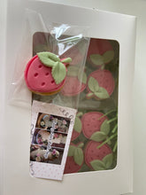 Load image into Gallery viewer, Box of 12 Bespoke Decorated Biscuits
