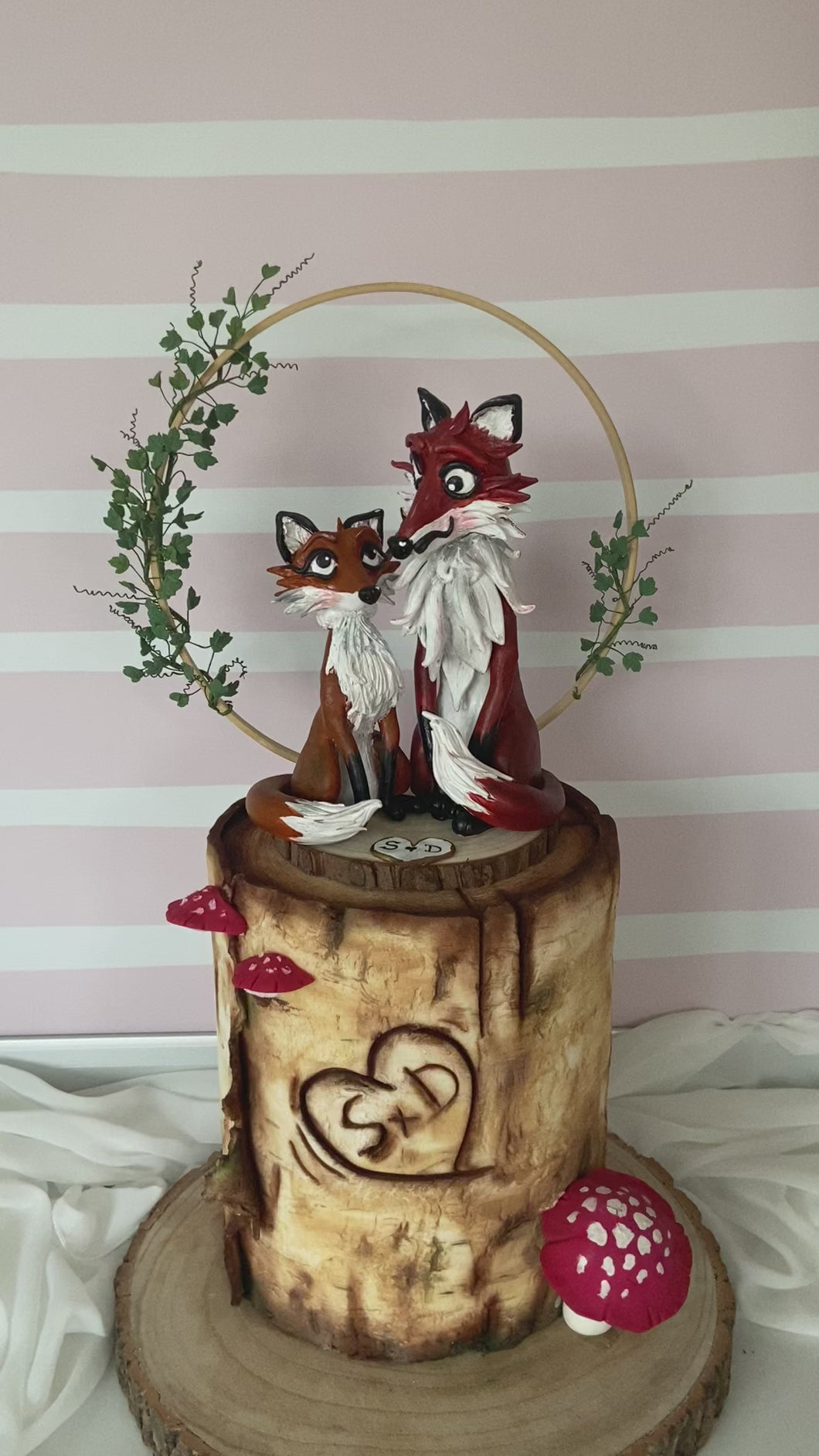 Foxes Cake Topper (ex display)