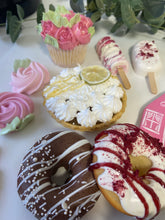 Load image into Gallery viewer, Pre-order Mother’s Day Treat Box
