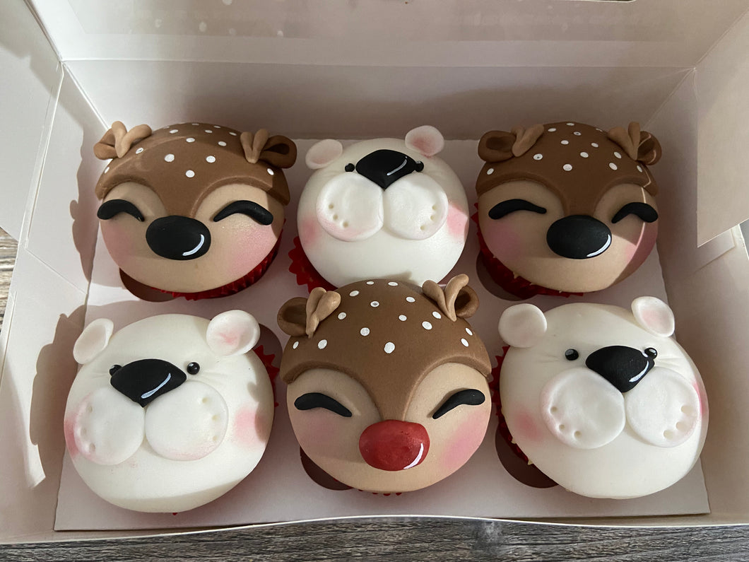 Reindeers and Polar Bears