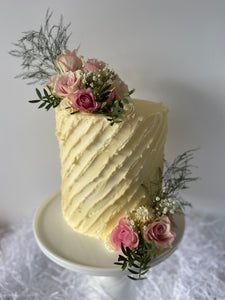 Birthday / Celebration cake - fresh flowers